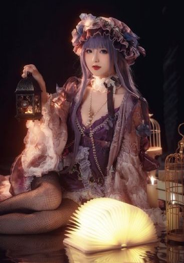 公交车强摁做开腿呻吟h动漫视