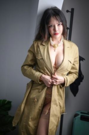 秋霞色
