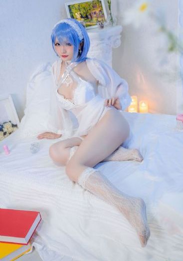 年轻的女朋友在线观看